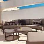 3065 Luxury Apartment In The Heart Of Elviria