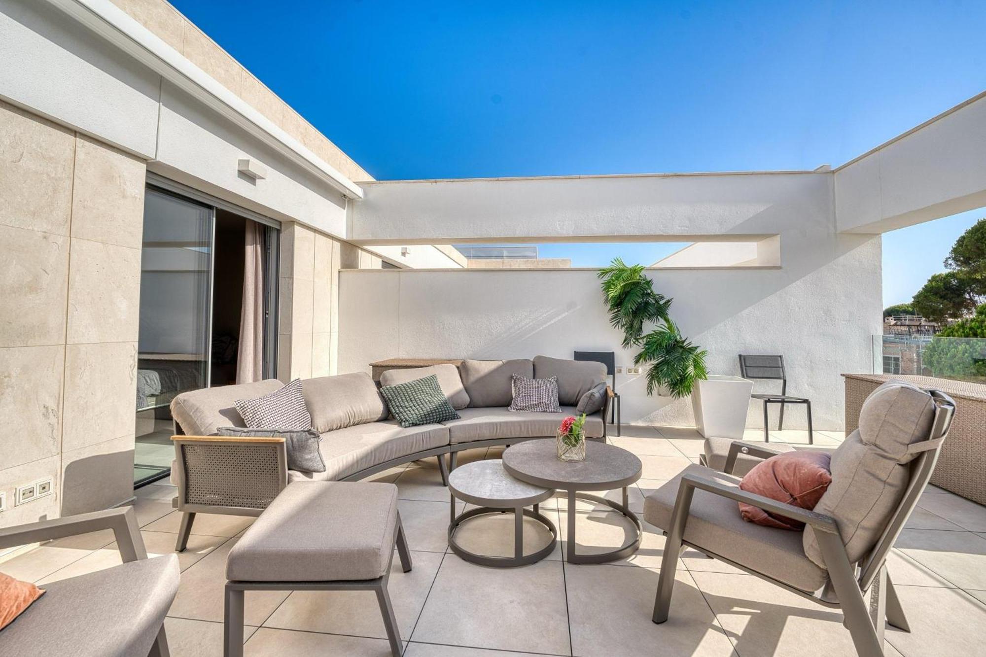 3065 Luxury In The Heart Of Elviria Marbella